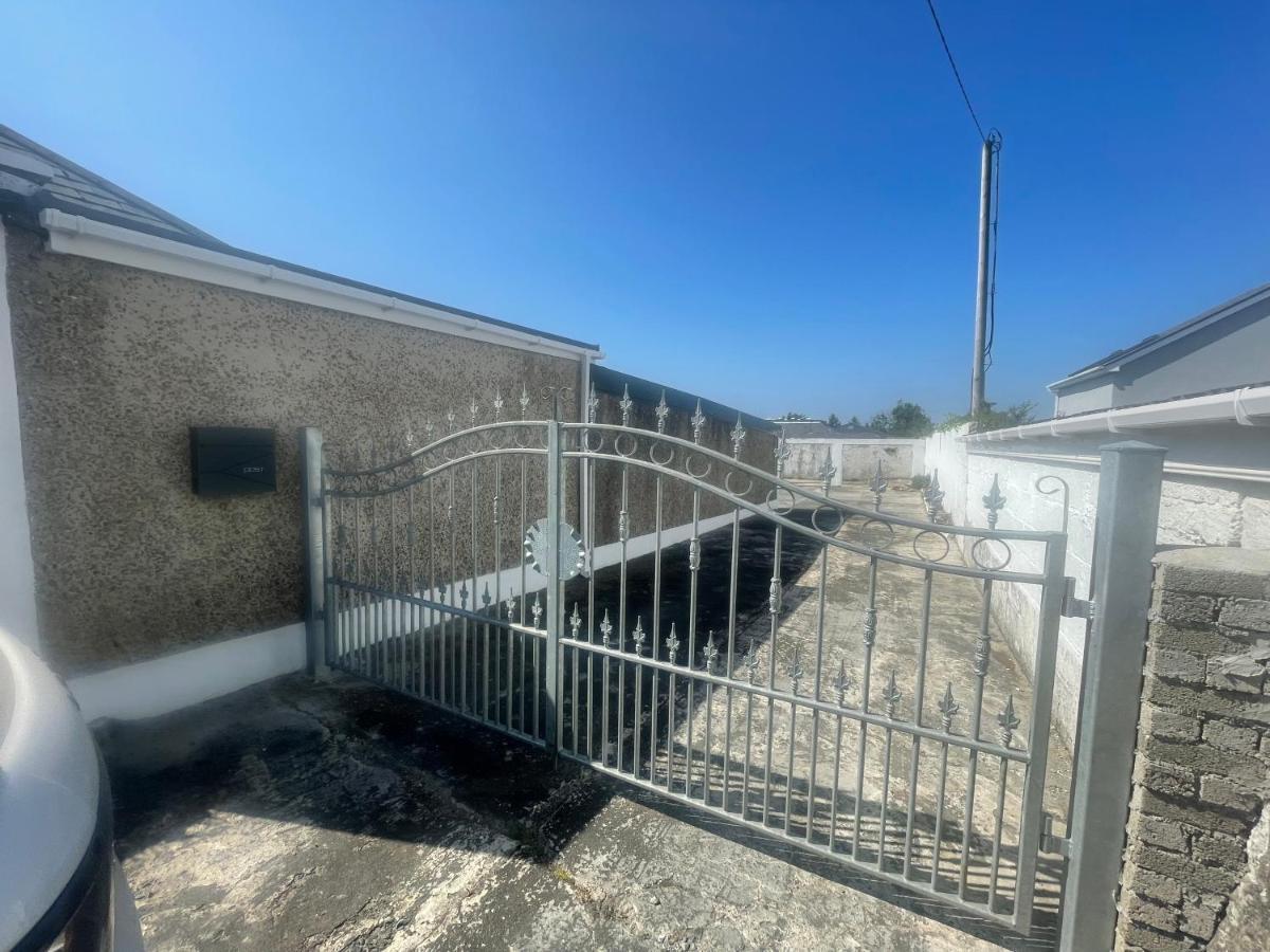 Mcbride'S Bungalow, Chapel Road Dungloe Donegal Town Eksteriør billede
